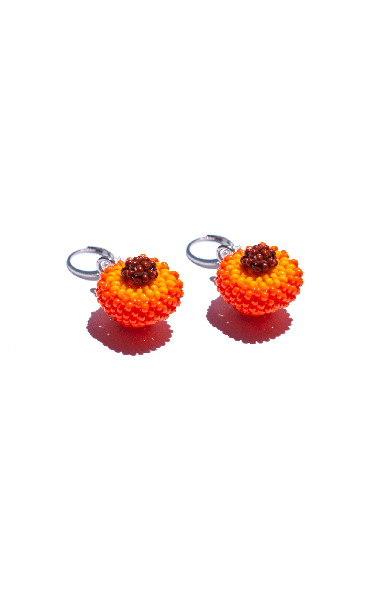 Aretes tipo candonga Chontaduro