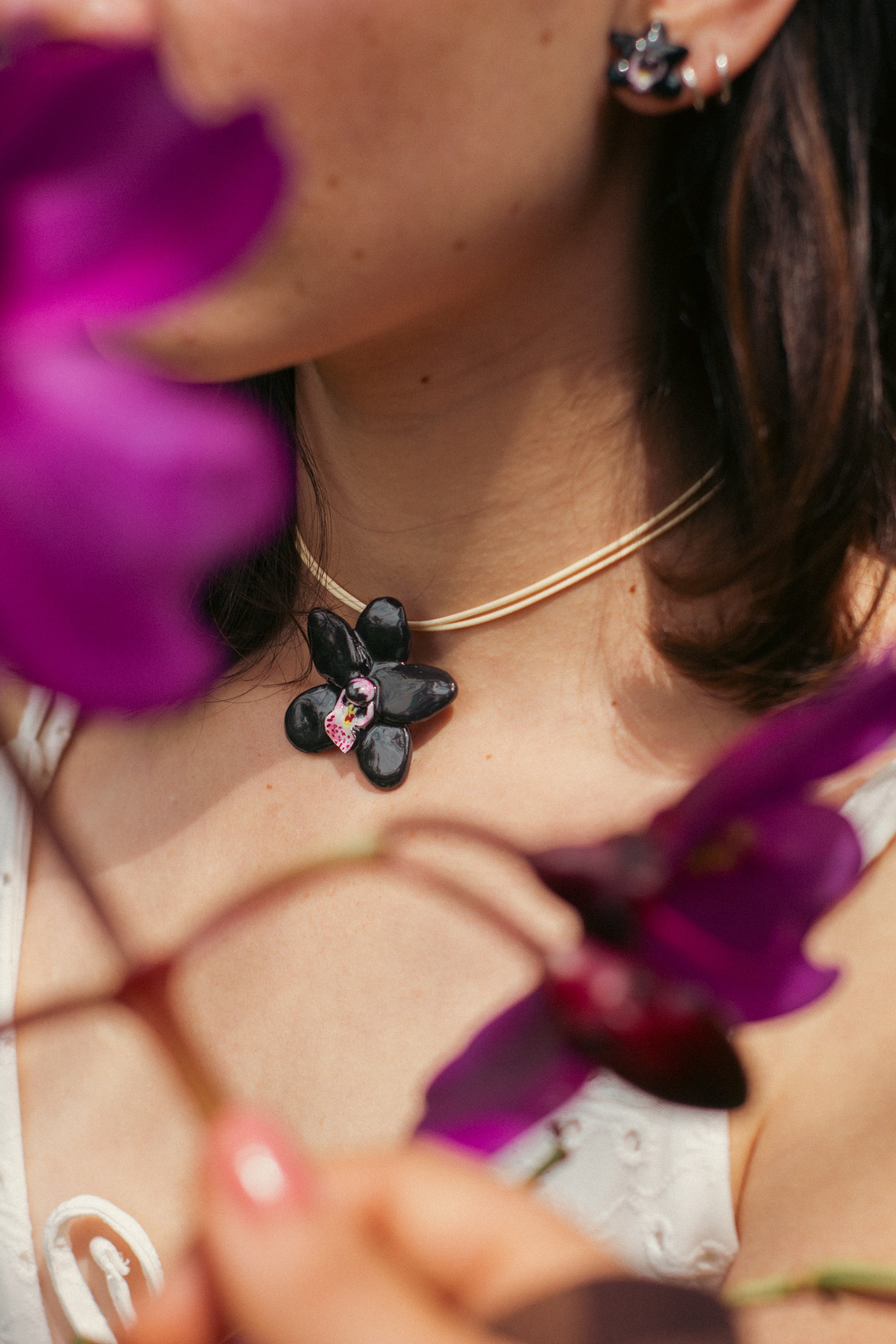 Collar Orquídea Negra