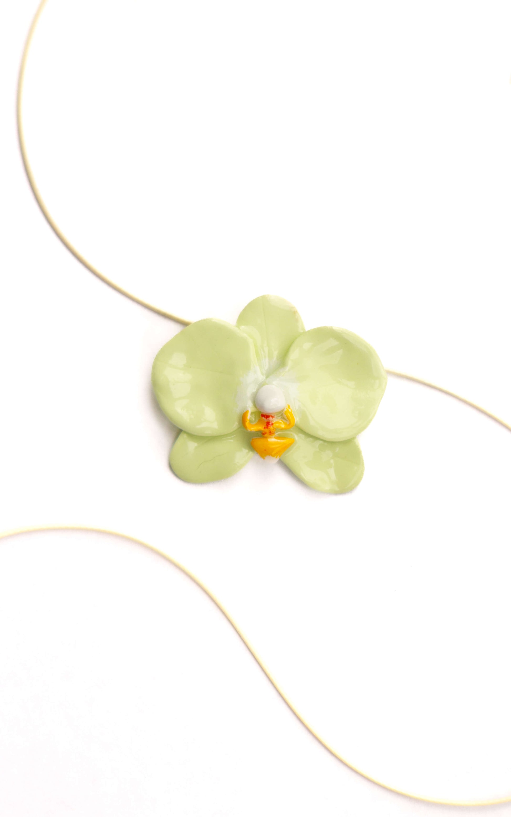 Collar Orquídea Verde Pastel