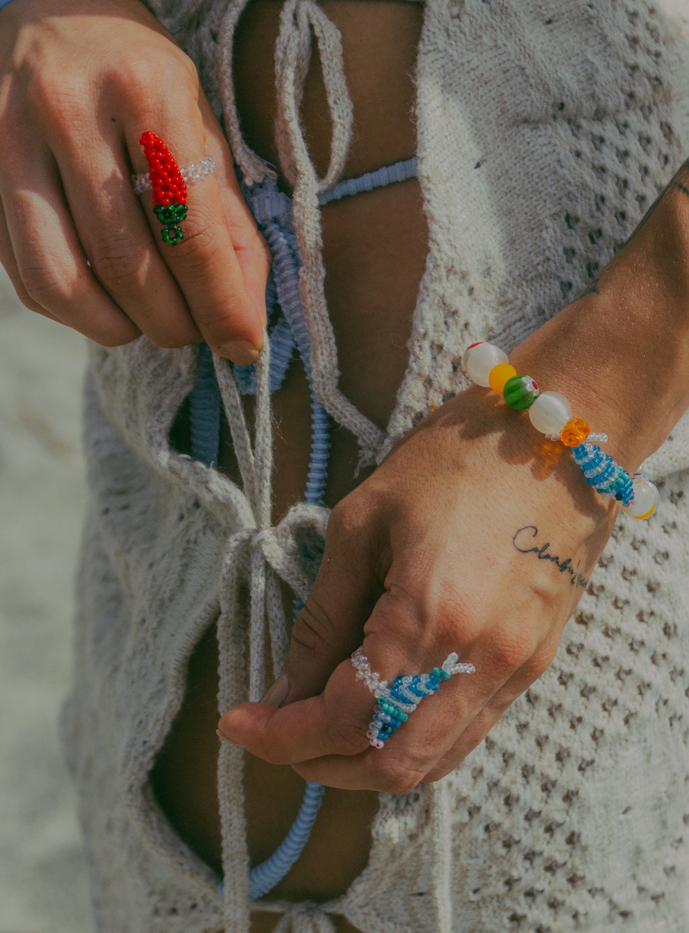 collares de mostacilla, collar de mostacilla, collares de mujer, collar de mujer, mostacilla, bisutería, collares de acero mujer, Cold Crafts, collares para mujer, collares exclusivos, accesorios para mujer, collares artesanales, collares personalizados, collares hechos a mano, collares de moda femeninos, collares elegantes, collares regalo, collares artesanales, chokers para mujer, cadenas para mujer, pulseras, aretes, anillos, tobilleras, envío gratis, multicharms, charms, PLA